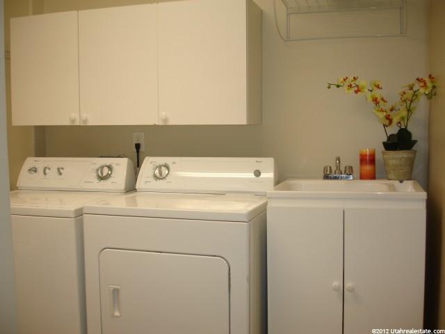 907 S 925 W, Woods Cross, UT 84087 — photo 9