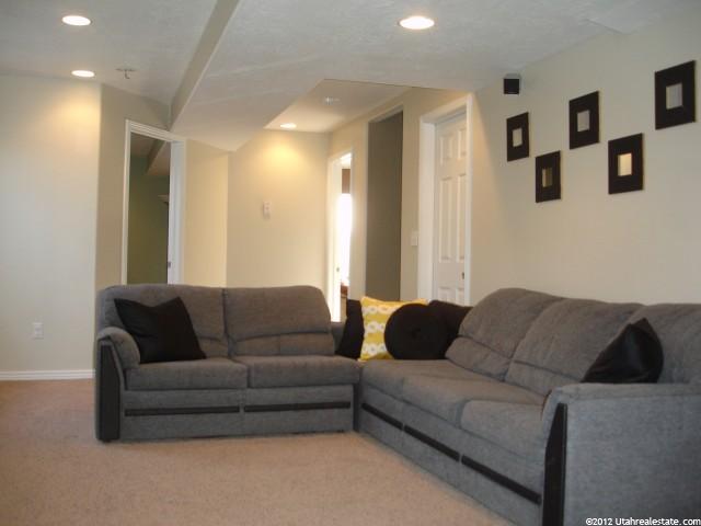 907 S 925 W, Woods Cross, UT 84087 — photo 10