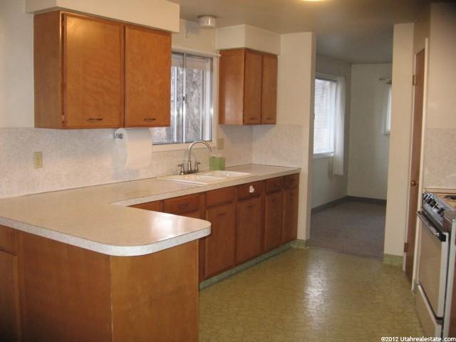 960 S 8800 E, Huntsville, UT 84317 — photo 3