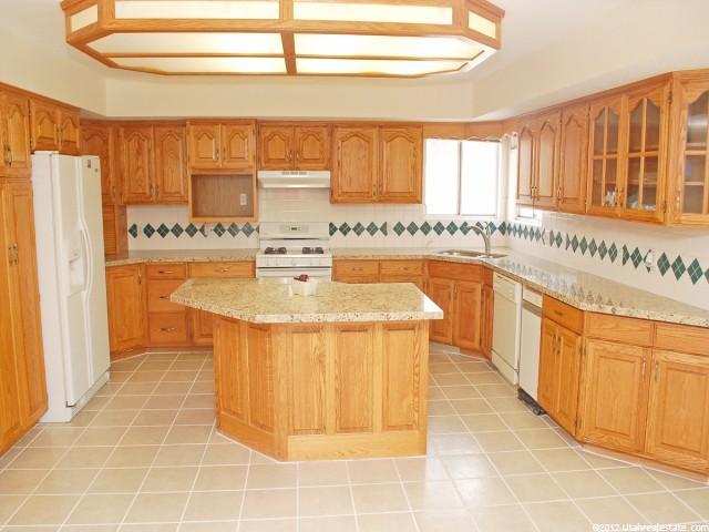 480 E 700 S, Centerville, UT 84014 — photo 6