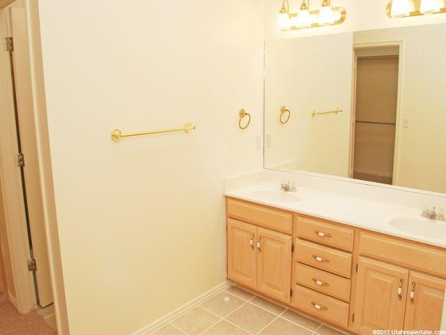 480 E 700 S, Centerville, UT 84014 — photo 8