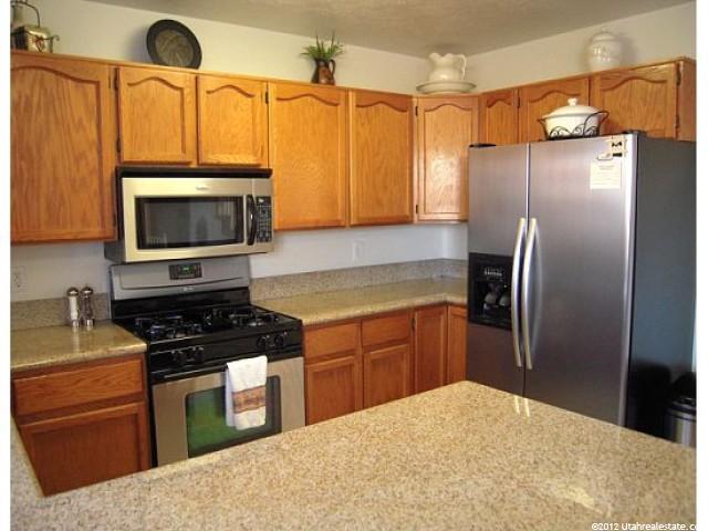 990 W 2600 N, Layton, UT 84041 — photo 2