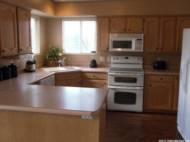 13232 S 2420 W, Riverton, UT 84065 — photo 6