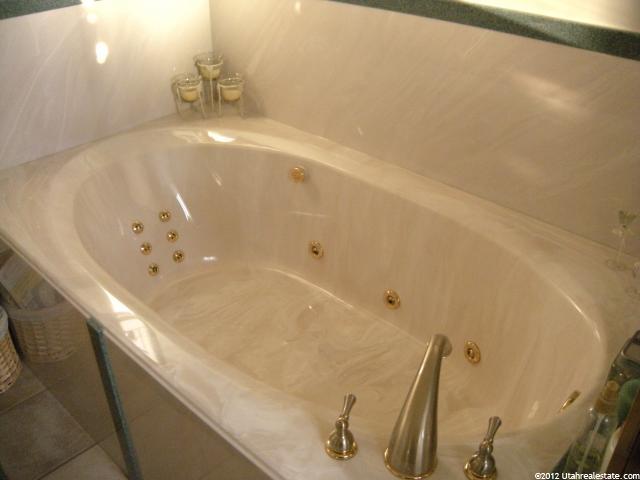 13232 S 2420 W, Riverton, UT 84065 — photo 9