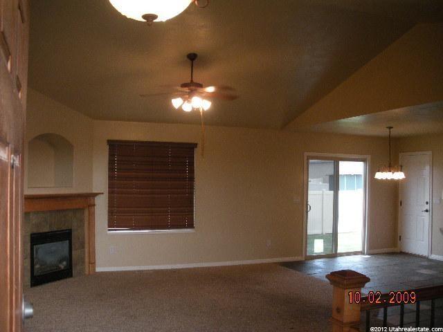 2016 N 2750 W, Clinton, UT 84015 — photo 2
