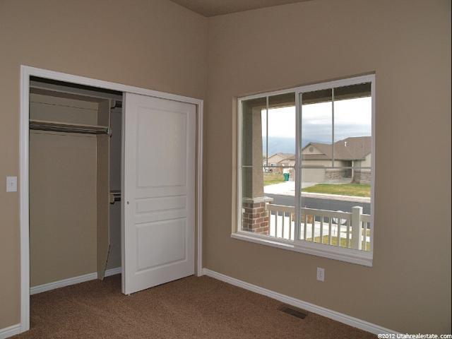 919 E Chris Cir, Clearfield, UT 84015 — photo 8