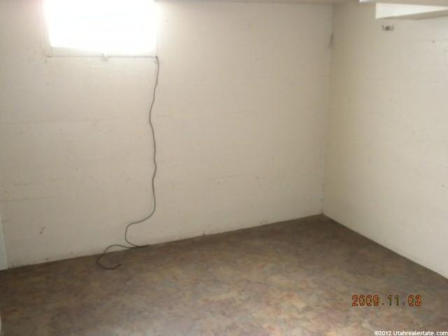 180 E Maple St, Murray, UT 84107 — photo 6