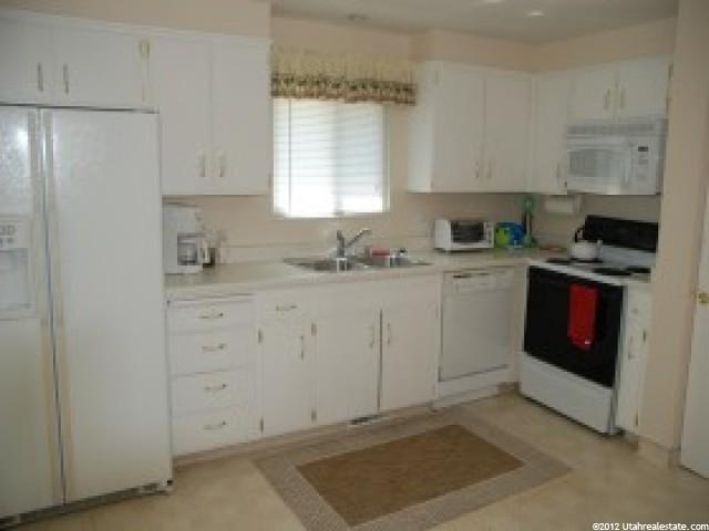 4307 Doreen Cir, Murray, UT 84107 — photo 3