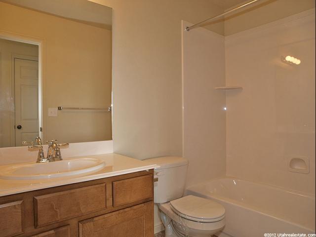 2433 N Hooded Crane Cir, Clinton, UT 84015 — photo 9