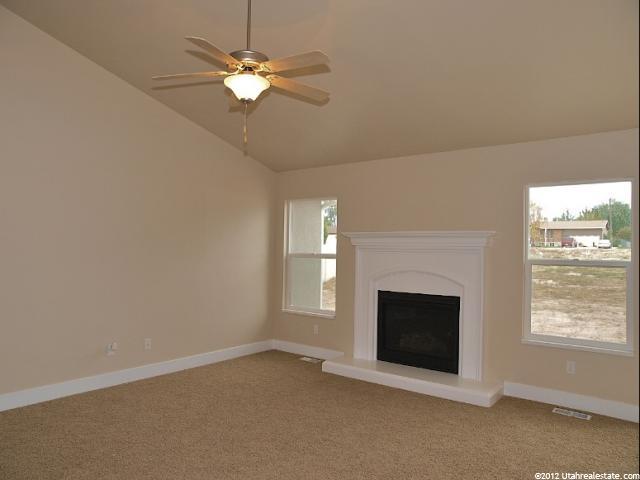 5662 S 3150 W, Roy, UT 84067 — photo 3