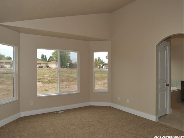 5662 S 3150 W, Roy, UT 84067 — photo 6