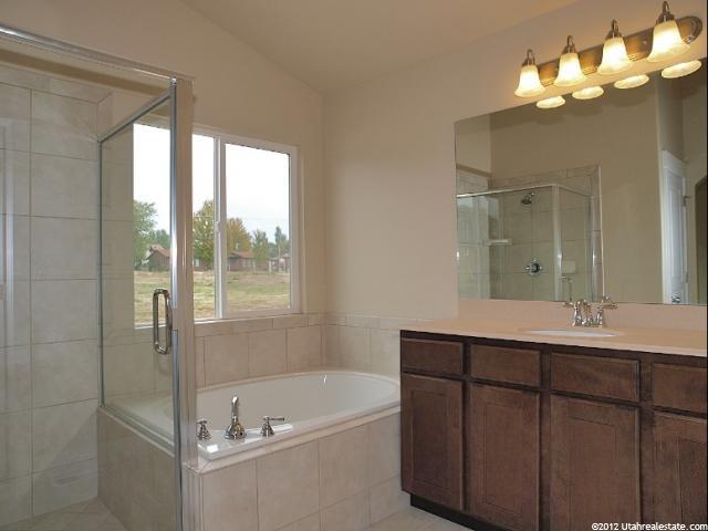 5662 S 3150 W, Roy, UT 84067 — photo 7