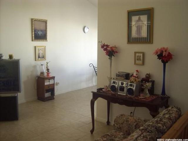 2119 N Easter Dr E, Eagle Mountain, UT 84005 — photo 9