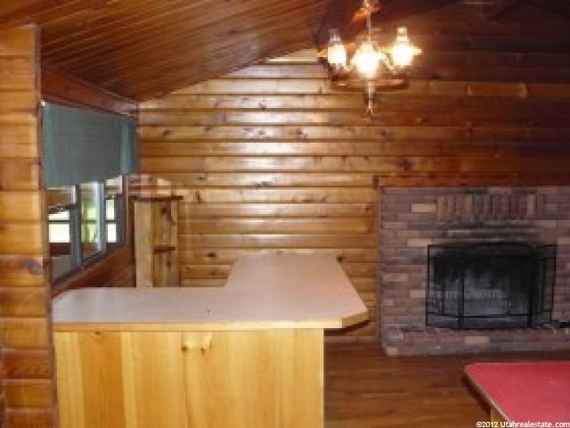 137 S 7700 E, Huntsville, UT 84317 — photo 7