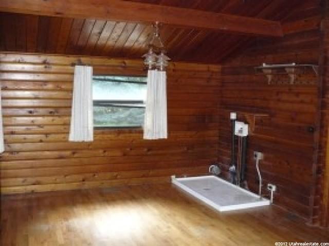 137 S 7700 E, Huntsville, UT 84317 — photo 10