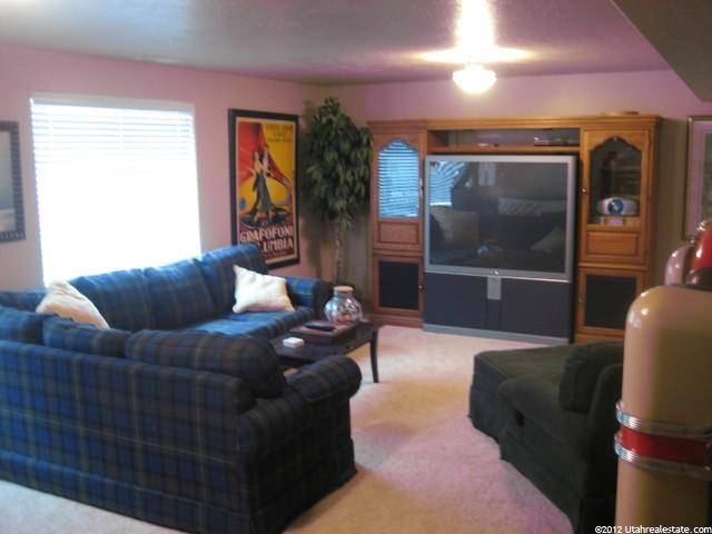 63 W Bamberger Way S, Centerville, UT 84014 — photo 2