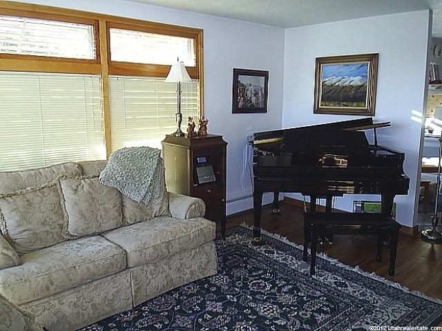 849 E 900 N, Bountiful, UT 84010 — photo 2