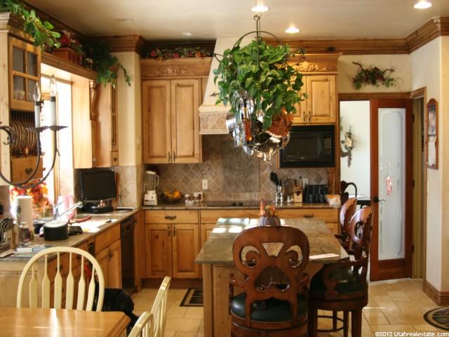 530 Tanglewood Loop, North Salt Lake, UT 84054 — photo 5