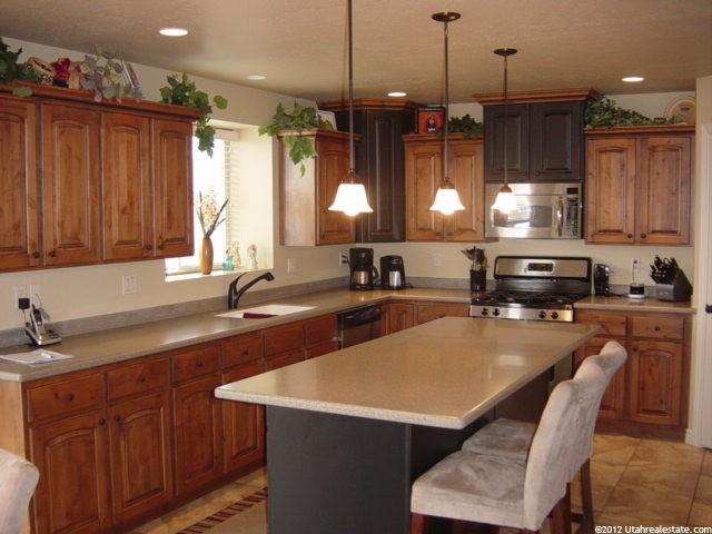 1589 N 200 E, Layton, UT 84041 — photo 5