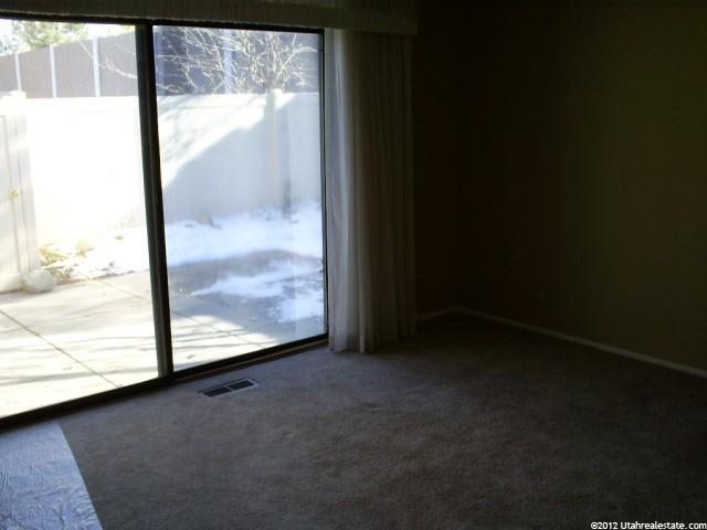 6582 S 1670 E, Holladay, UT 84121 — photo 7