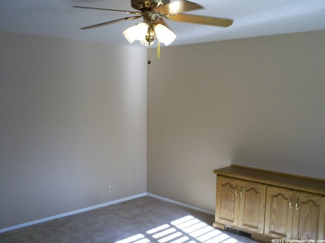 6582 S 1670 E, Holladay, UT 84121 — photo 10