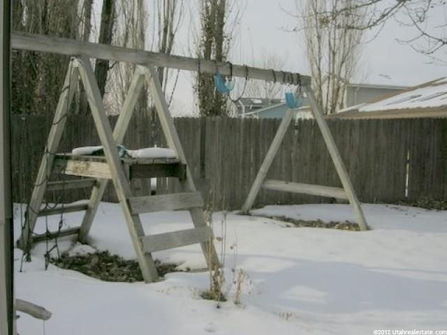973 W 600 S, Layton, UT 84041 — photo 11