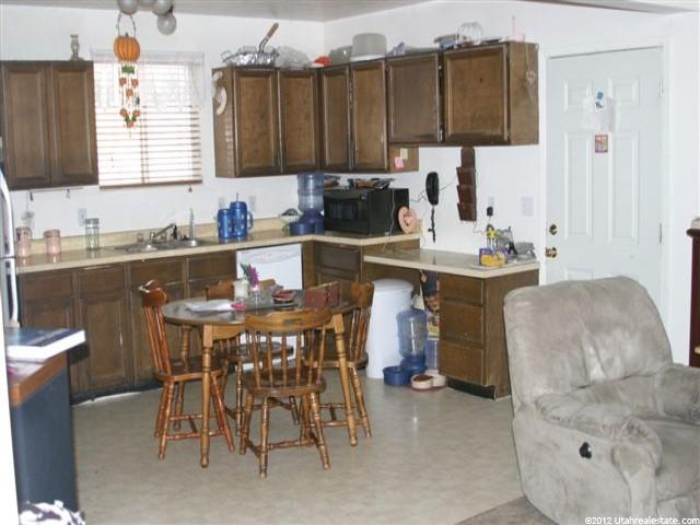 3133 Patrick Dr, Magna, UT 84044 — photo 2