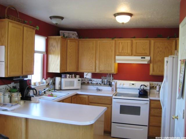 1998 S 1575 W, Syracuse, UT 84075 — photo 4