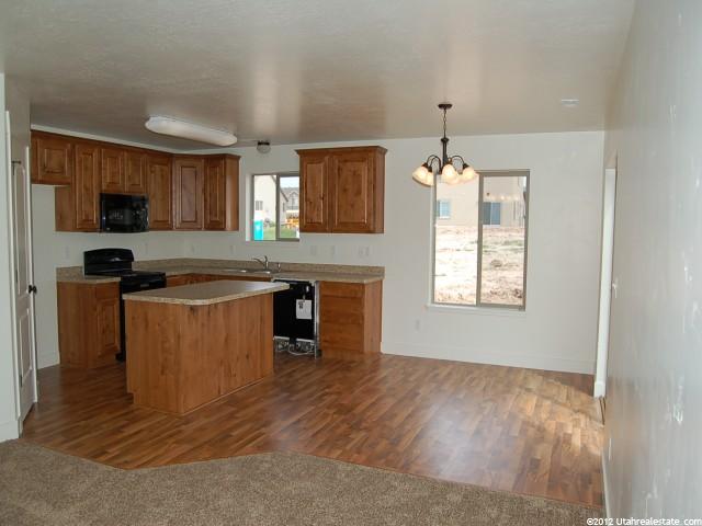 1644 Arnold Dr, Layton, UT 84041 — photo 2