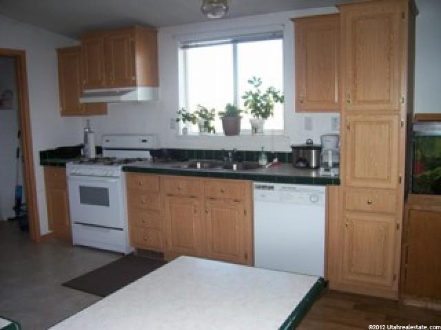 5326 W 1500 N, Hinckley, UT 84635 — photo 9