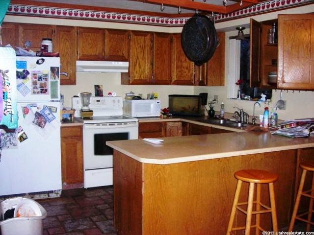 141 W Cherry St, Grantsville, UT 84029 — photo 3