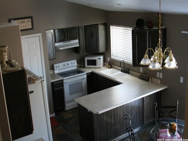 3945 S 2525 W, Roy, UT 84067 — photo 2