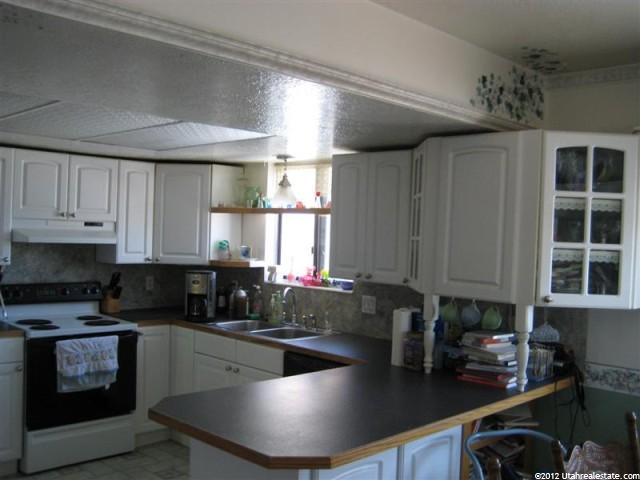 5676 S 5500 W, Hooper, UT 84315 — photo 6