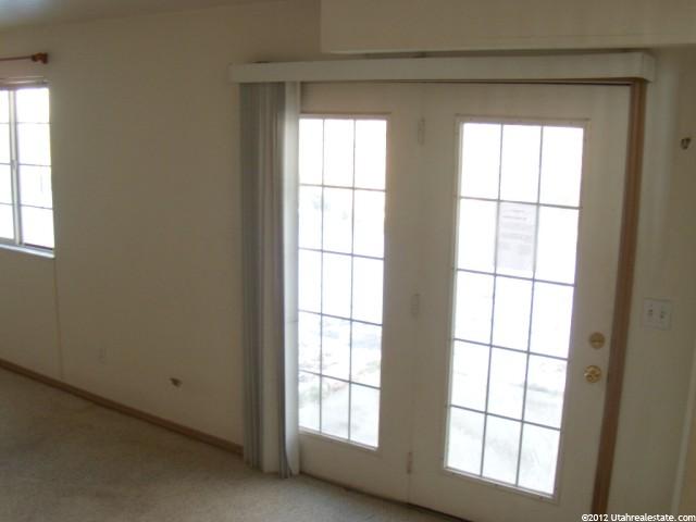 674 N 1300 W, Clinton, UT 84015 — photo 6