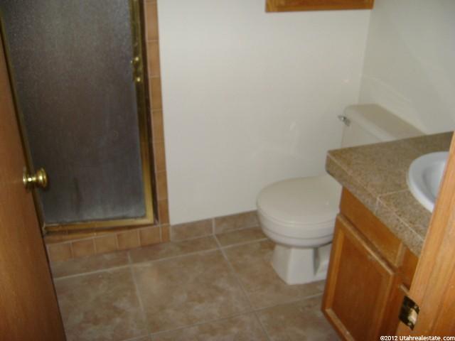 9521 S 2280 E, Sandy, UT 84092 — photo 8