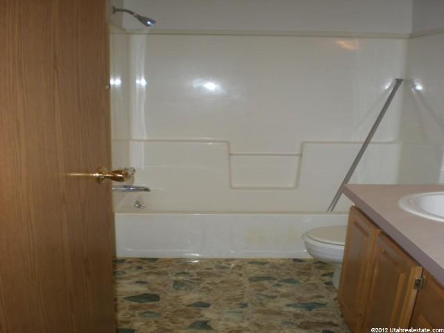 1111 N 2000 W #256, Farr West, UT 84404 — photo 7