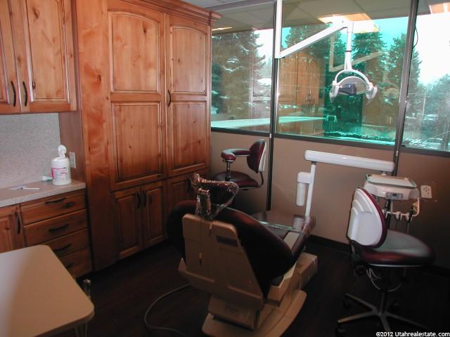 425 S Medical Dr E, Bountiful, UT 84010 — photo 5