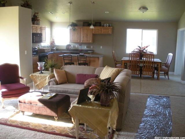 793 E 2025 N, North Ogden, UT 84414 — photo 10