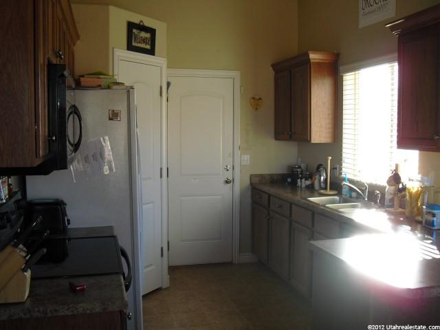 125 E 1100 S, Vernal, UT 84078 — photo 6