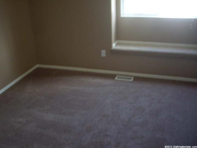 455 W 2125 N, Harrisville, UT 84414 — photo 9
