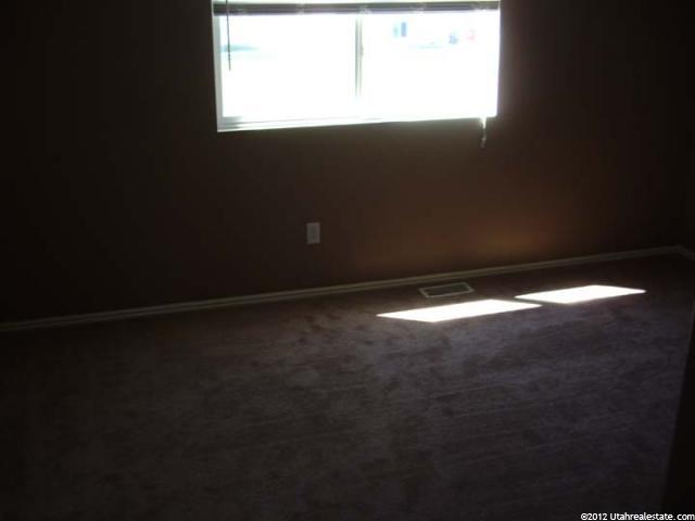 455 W 2125 N, Harrisville, UT 84414 — photo 10