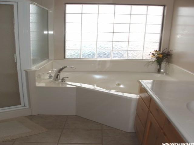 2456 N 2275 W, Clinton, UT 84015 — photo 7