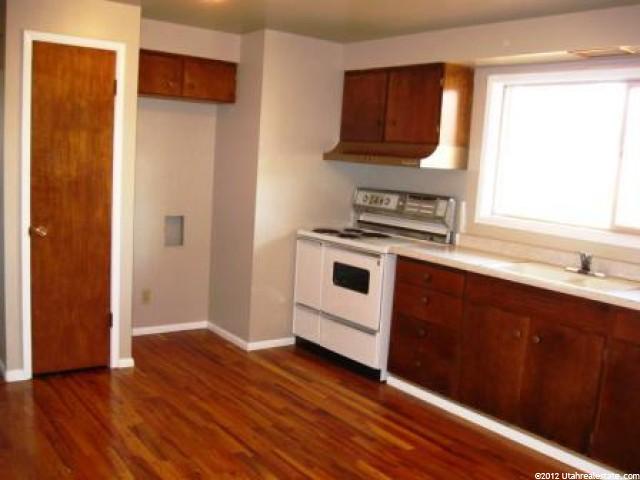 4523 S 2075 W, Roy, UT 84067 — photo 4