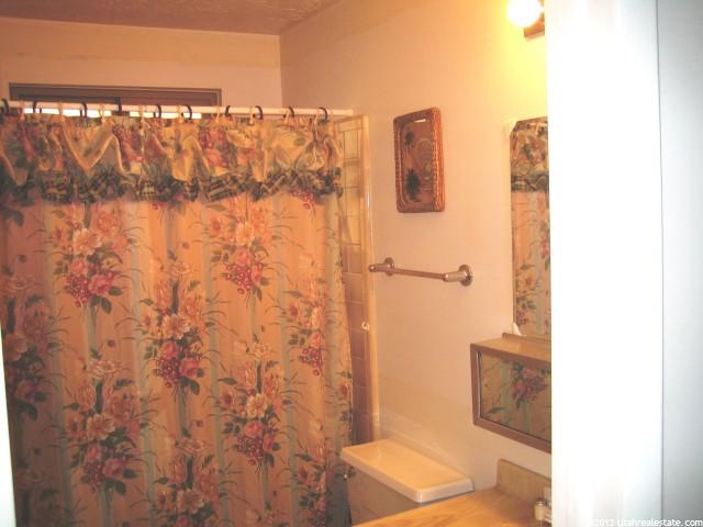 2604 N 690 W, Clinton, UT 84015 — photo 6
