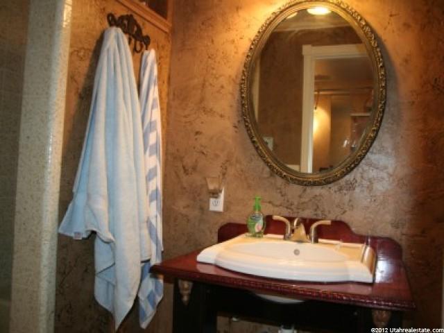 1215 E 960 S #33, Fruit Heights, UT 84037 — photo 10