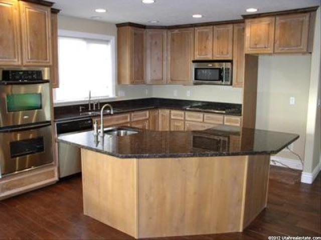 2703 E Bybee Dr S, Uintah, UT 84403 — photo 2