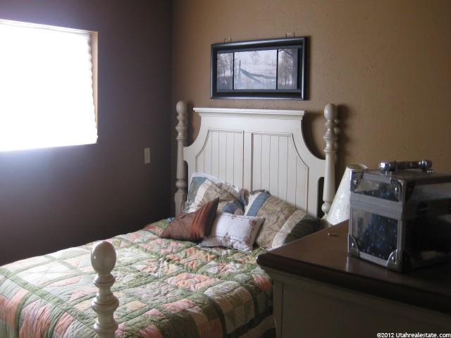 30 E 750 S, St. George, UT 84770 — photo 8