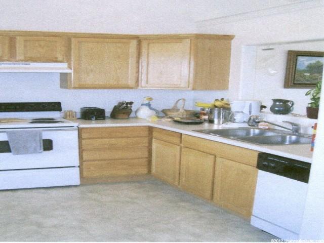 5388 Midland Dr, Roy, UT 84067 — photo 9