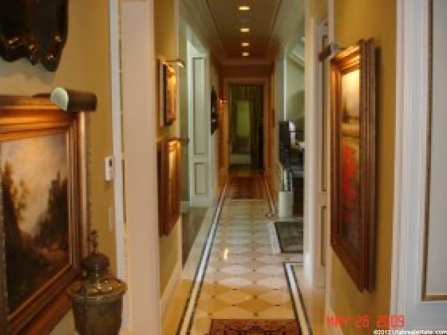 2424 E Walker Ln, Holladay, UT 84117 — photo 11