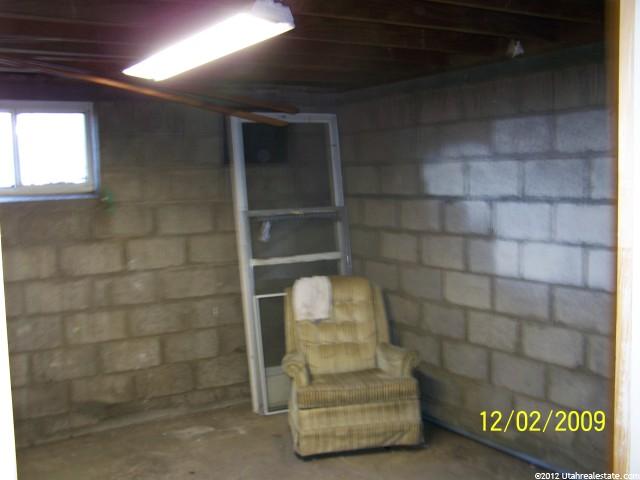 607 S 1000 E, Clearfield, UT 84015 — photo 9